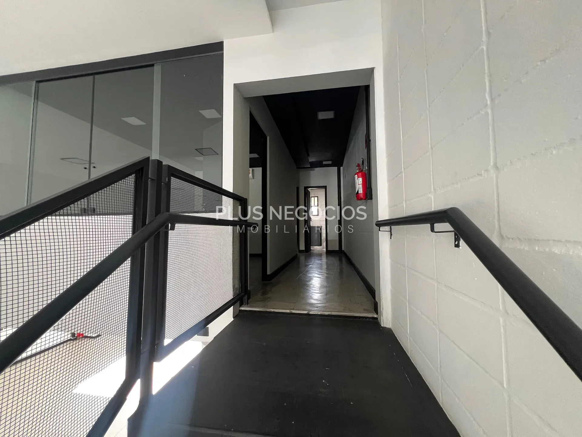 Depósito-Galpão, 374 m² - Foto 11