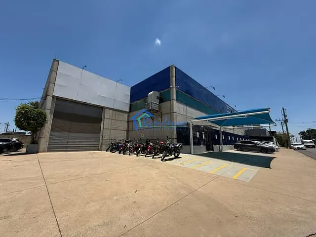 Galpão / Barracão com 3666m², à venda, no bairro Distrito Industrial João Narezzi em Indaiatuba