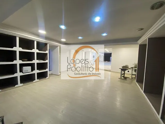 Galpão / Barracão com 750m², para alugar, no bairro Jardim Terceiro Centenário em Atibaia