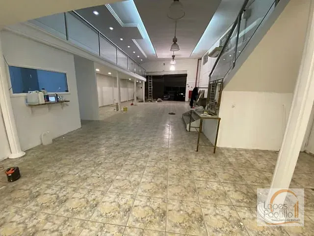 Galpão / Barracão com 750m², para alugar, no bairro Jardim Terceiro Centenário em Atibaia