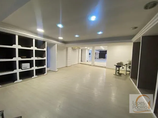 Galpão / Barracão com 750m², para alugar, no bairro Jardim Terceiro Centenário em Atibaia
