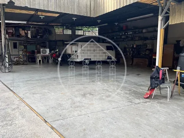 Galpão / Barracão com 750m², para alugar, no bairro Chácara Inglesa em São Paulo