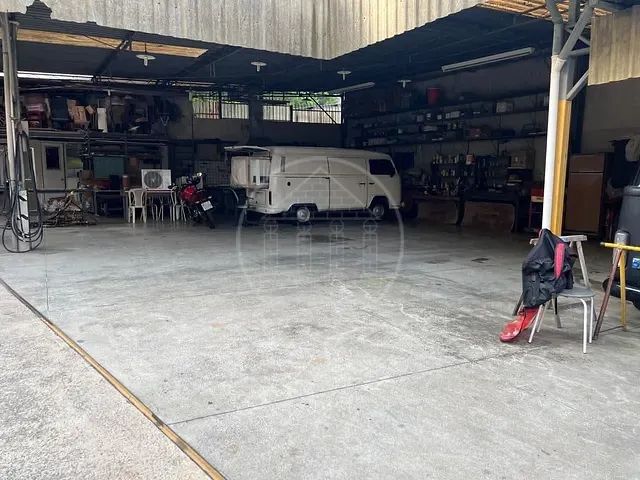 Galpão / Barracão com 750m², para alugar, no bairro Chácara Inglesa em São Paulo