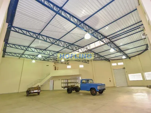 Galpão / Barracão com 367m², à venda, no bairro Jardim Dona Regina Picelli em Rio Claro
