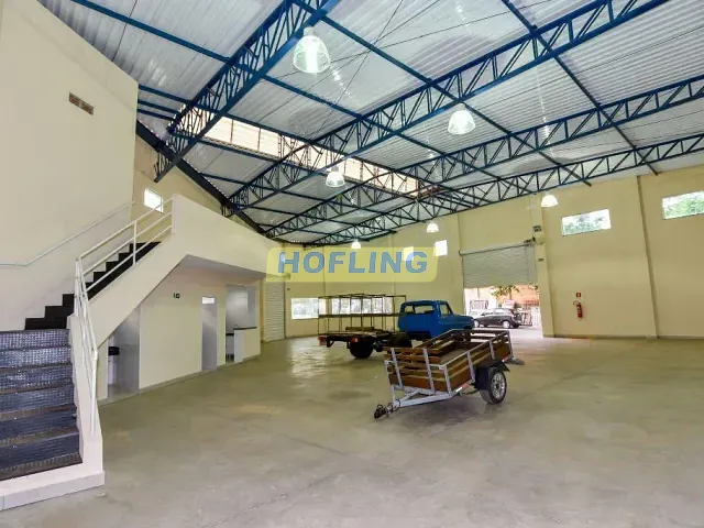 Galpão / Barracão com 367m², à venda, no bairro Jardim Dona Regina Picelli em Rio Claro