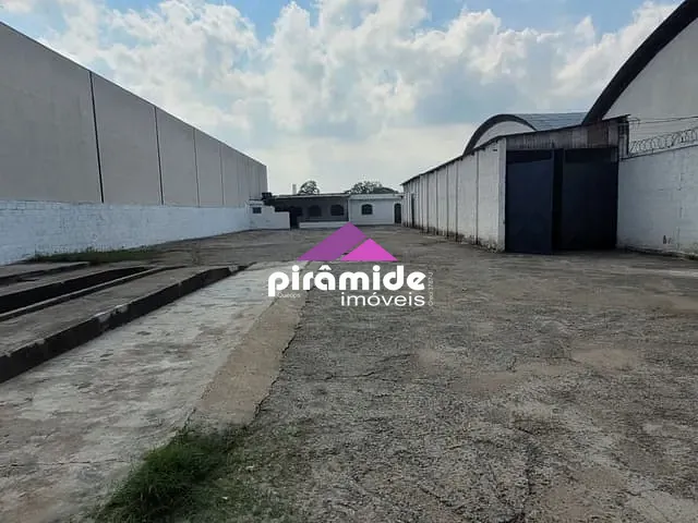 Galpão / Barracão com 1209m², para alugar, no bairro Chácaras Reunidas em São José dos Campos