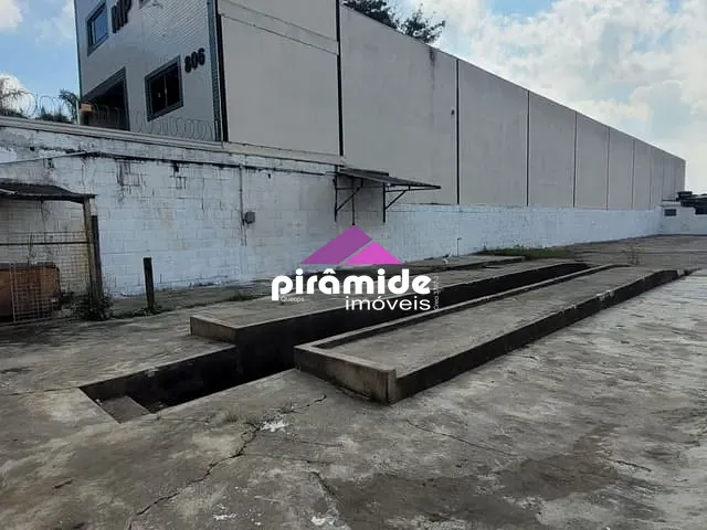 Galpão / Barracão com 1209m², para alugar, no bairro Chácaras Reunidas em São José dos Campos