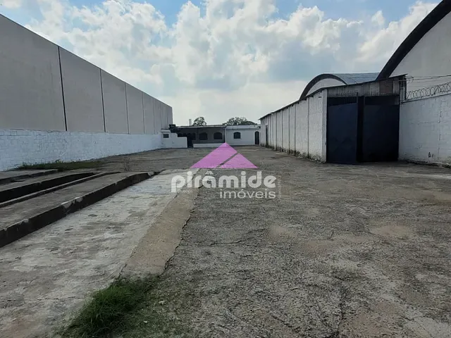 Galpão / Barracão com 1209m², para alugar, no bairro Chácaras Reunidas em São José dos Campos