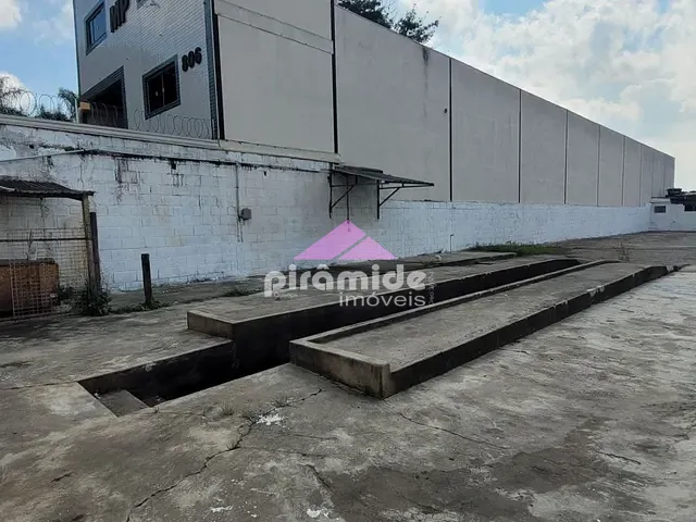 Galpão / Barracão com 1209m², para alugar, no bairro Chácaras Reunidas em São José dos Campos
