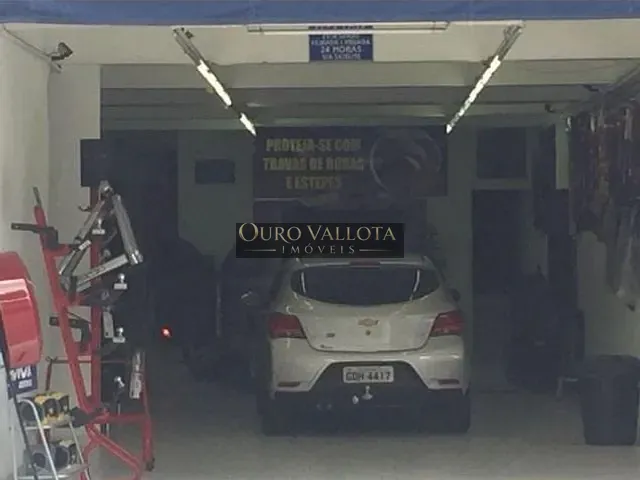 Galpão / Barracão com 300m², para alugar, no bairro Vila Gomes Cardim em São Paulo