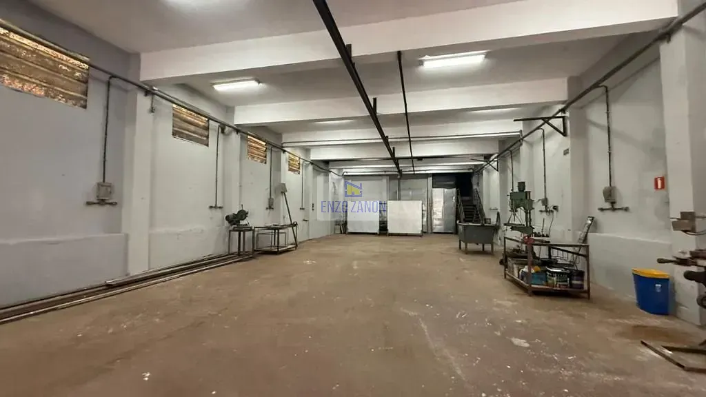 Depósito-Galpão, 950 m² - Foto 3