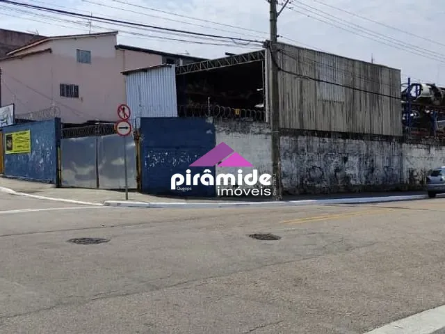 Galpão / Barracão com 1000m², à venda, no bairro Vila Tatetuba em São José dos Campos