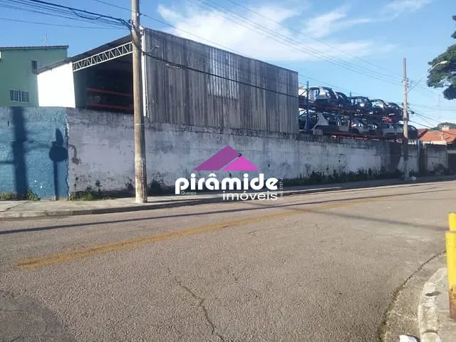 Galpão / Barracão com 1000m², à venda, no bairro Vila Tatetuba em São José dos Campos