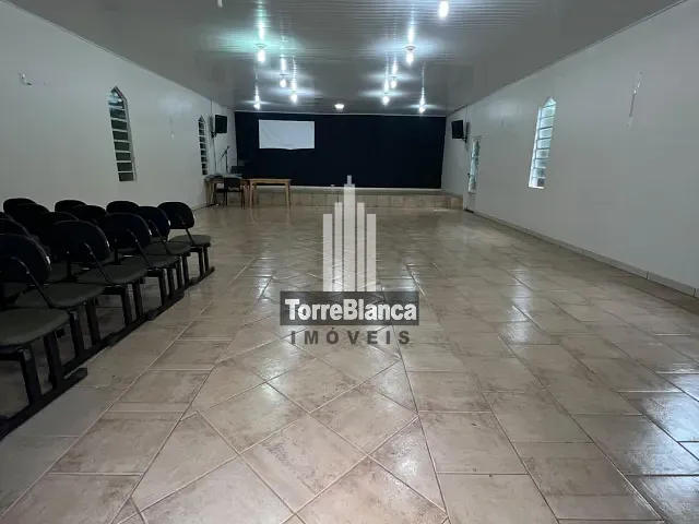 Galpão / Barracão com 360m², à venda, no bairro Chapada em Ponta Grossa