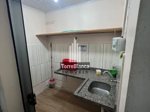 Galpão / Barracão com 360m², à venda, no bairro Chapada em Ponta Grossa