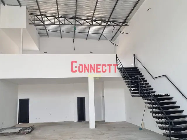 Galpão / Barracão com 270m², para alugar, no bairro Alto da Boa Vista em Ribeirão Preto