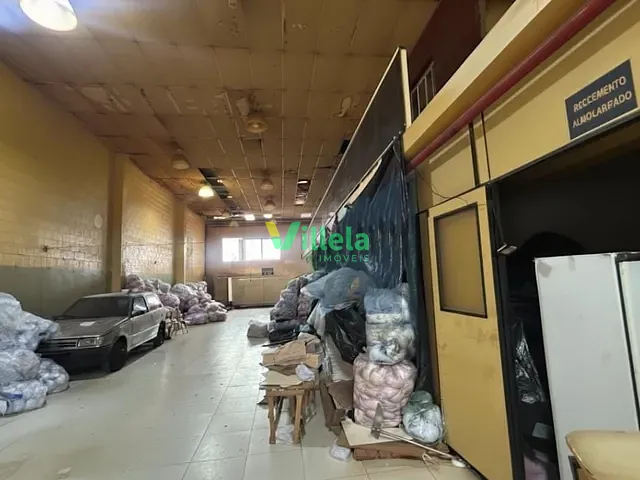 Galpão / Barracão com 450m², à venda, no bairro Cidade Industrial Satélite de São Paulo em Guarulhos