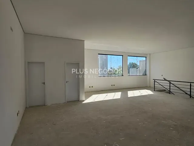 Galpão / Barracão com 400m², à venda ou para alugar, no bairro Parque dos Eucaliptos em Sorocaba