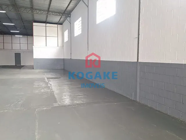Galpão / Barracão com 1000m², à venda, no bairro Chácaras Reunidas em São José dos Campos
