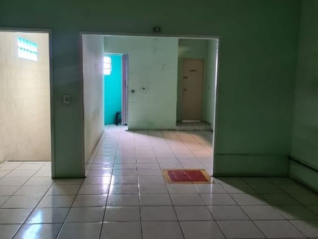 Galpão / Barracão com 1200m², para alugar, no bairro Jardim da Várzea em Santana de Parnaíba