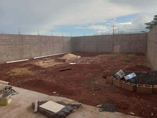 Foto do Galpão / Barracão - Galpão para alugar, 250 m² por R$ 2.200,00/mês - Oneida Mendes II - Uberaba/MG | ZUCATO IMOBILIARIA LTDA