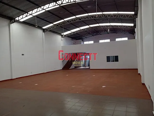 Galpão / Barracão com 352m², à venda, no bairro Centro em Ribeirão Preto