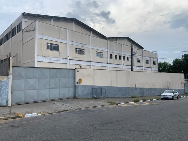 Galpão / Barracão com 5200m², à venda, no bairro Chácara do Solar I (Fazendinha) em Santana de Parnaíba