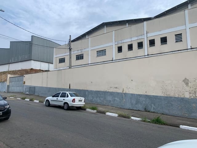 Galpão / Barracão com 5200m², à venda, no bairro Chácara do Solar I (Fazendinha) em Santana de Parnaíba