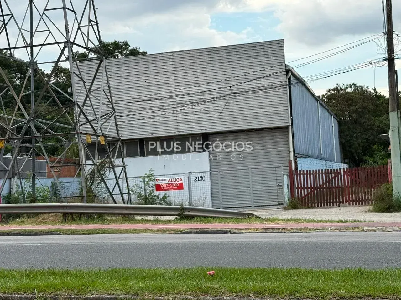Depósito-Galpão, 1000 m² - Foto 1