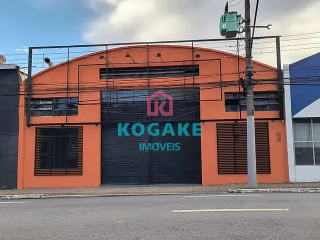 Galpão / Barracão com 365m², para alugar, no bairro Jardim São Dimas em São José dos Campos