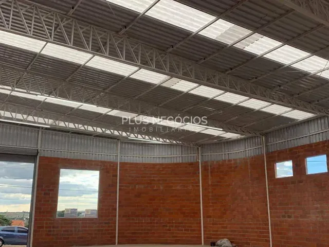 Galpão / Barracão com 330m², à venda ou para alugar, no bairro Vila Barth em Itapetininga