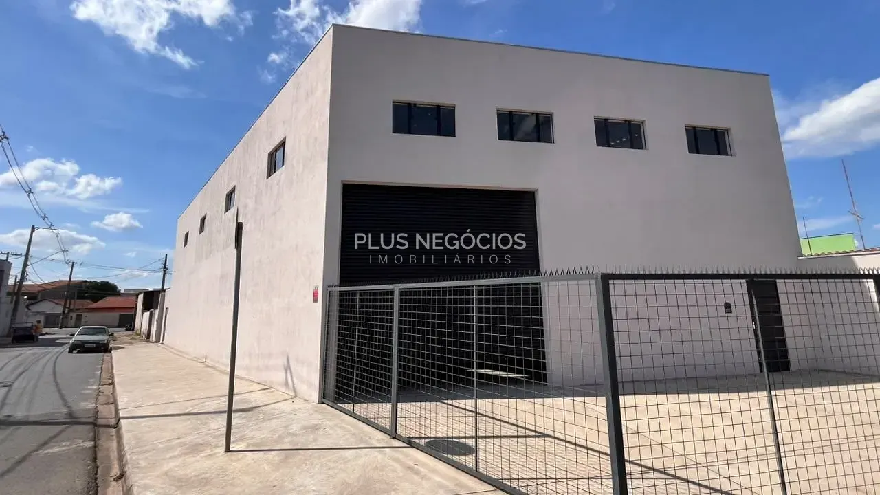 Depósito-Galpão, 245 m² - Foto 1