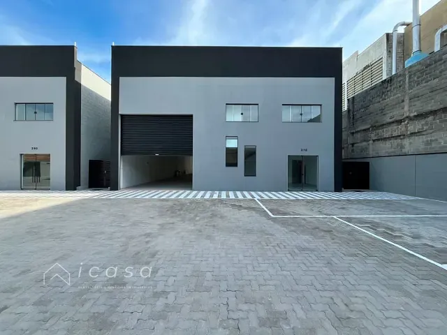 Galpão / Barracão com 4294m², para alugar, no bairro Eldorado em São José dos Campos