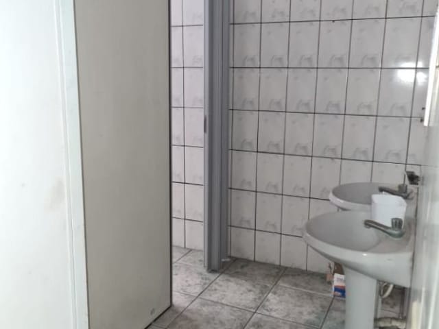 Galpão / Barracão com 500m², à venda, no bairro Jardim Nina (Fazendinha) em Santana de Parnaíba