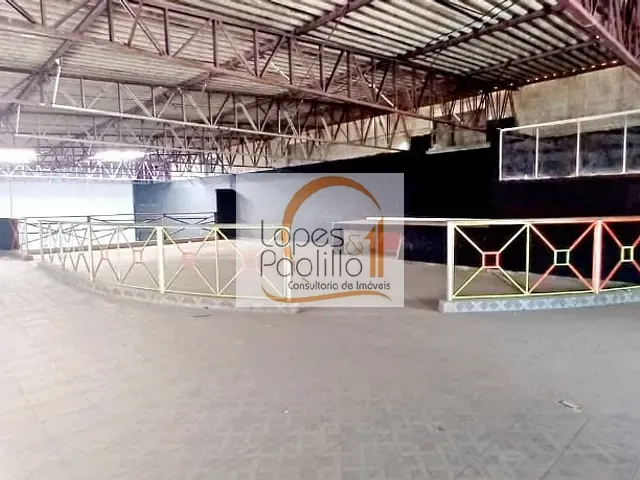 Galpão / Barracão com 404m², para alugar, no bairro Recreio Estoril em Atibaia