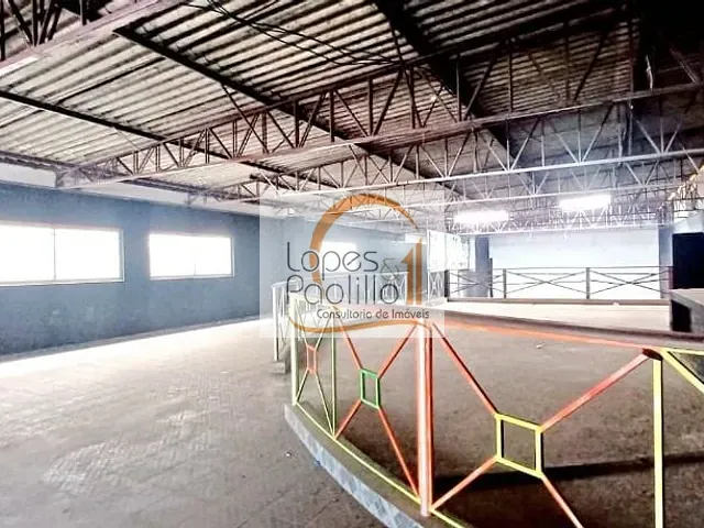 Galpão / Barracão com 404m², para alugar, no bairro Recreio Estoril em Atibaia