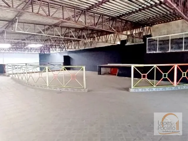 Galpão / Barracão com 404m², para alugar, no bairro Recreio Estoril em Atibaia