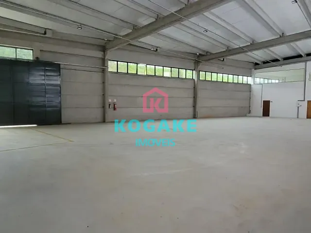 Galpão / Barracão com 805m², à venda ou para alugar, no bairro Jardim Rio Comprido em Jacareí