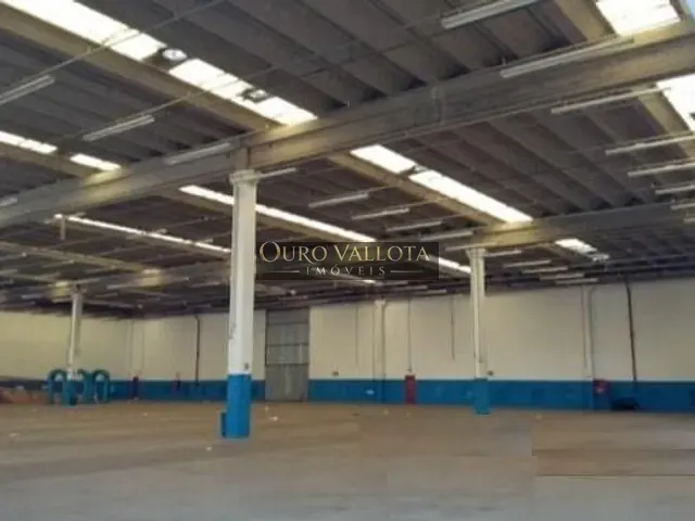 Galpão / Barracão com 10700m², para alugar, no bairro Vila Independência em São Paulo