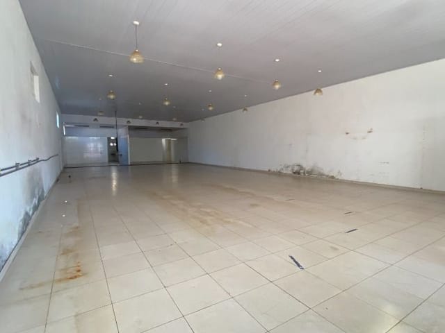 Foto do Galpão / Barracão - Galpão para alugar, 432 m² por R$ 2.888,84/mês - Jardim Induberaba - Uberaba/MG | ZUCATO IMOBILIARIA LTDA