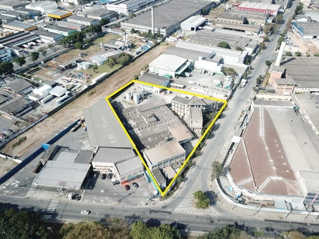 Galpão / Barracão com 4700m², à venda ou para alugar, no bairro Cidade Industrial Satélite de São Paulo em Guarulhos