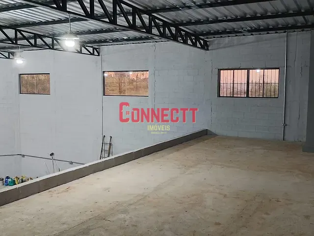Galpão / Barracão com 330m², para alugar, no bairro Bonfim Paulista em Ribeirão Preto