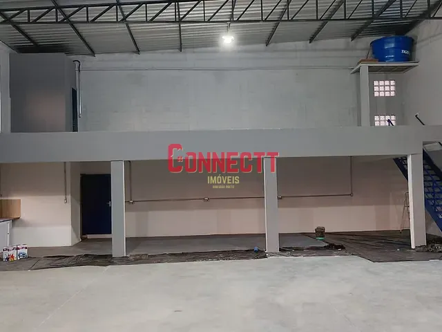 Galpão / Barracão com 330m², para alugar, no bairro Bonfim Paulista em Ribeirão Preto