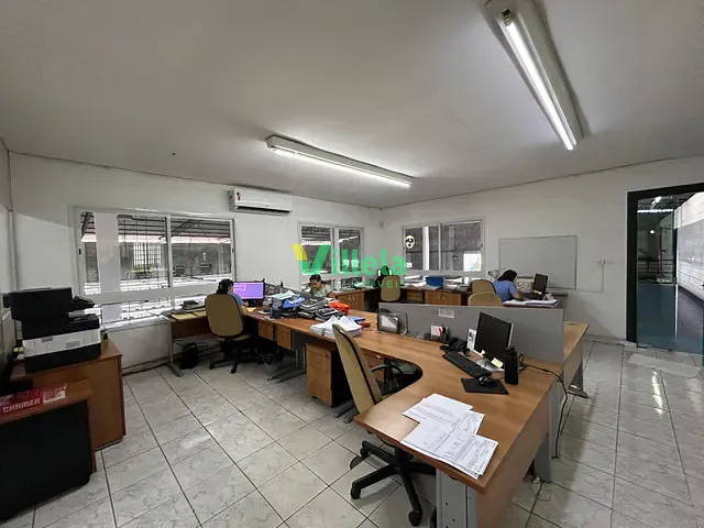 Galpão / Barracão com 1852m², à venda, no bairro Quinta da Boa Vista em Itaquaquecetuba