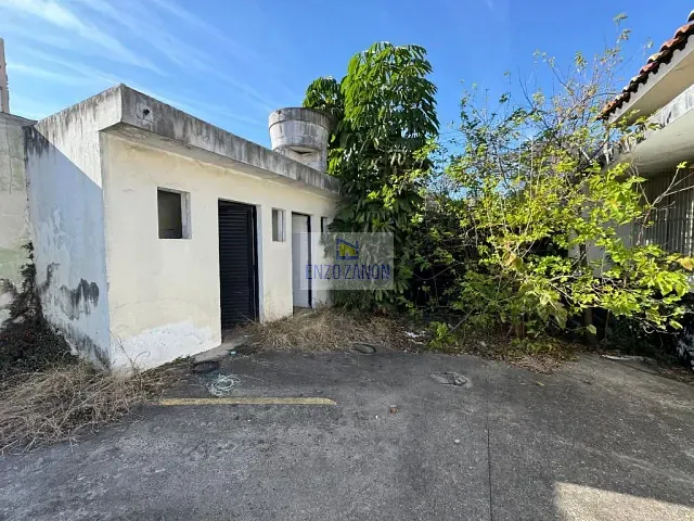 Galpão / Barracão com 1200m², para alugar, no bairro Jardim em Santo André