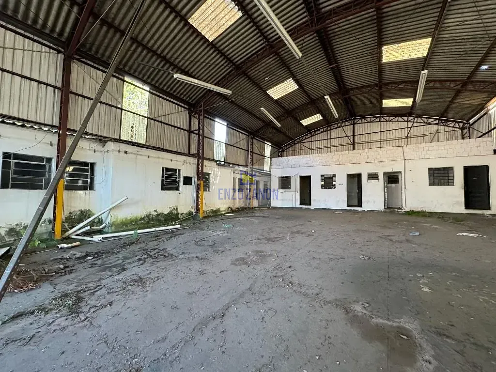 Depósito-Galpão, 700 m² - Foto 2