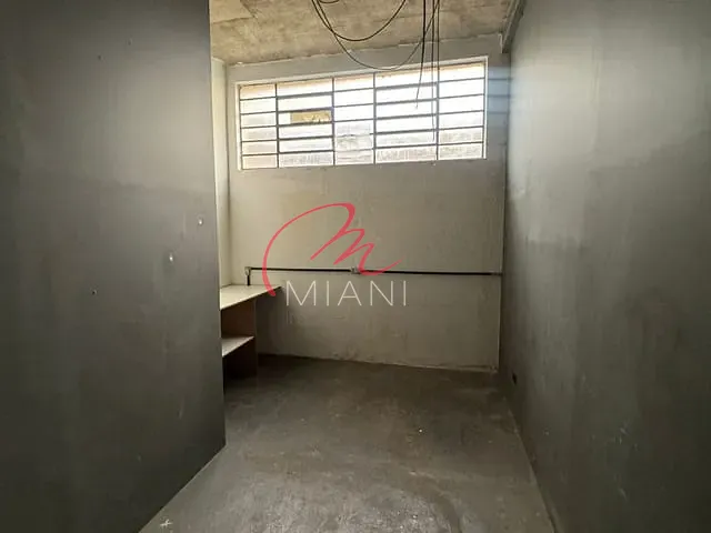 Loja com 120m², para alugar, no bairro Jardim Ester em São Paulo