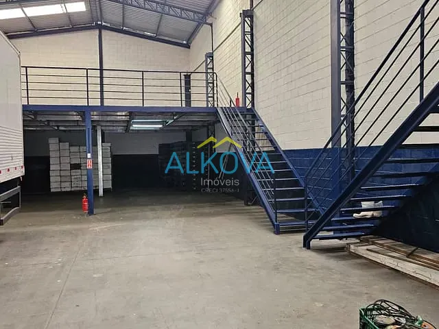 Galpão / Barracão com 300m², à venda ou para alugar, no bairro Vila São Bento em São José dos Campos