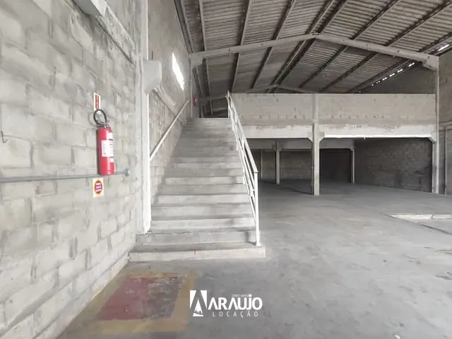 Galpão / Barracão com 288m², para alugar, no bairro São Domingos em Navegantes