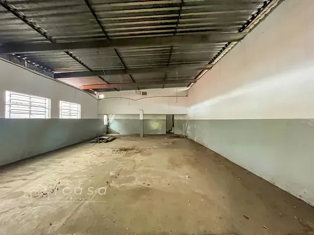 Galpão / Barracão com 250m², à venda ou para alugar, no bairro Jardim Paulista em São José dos Campos